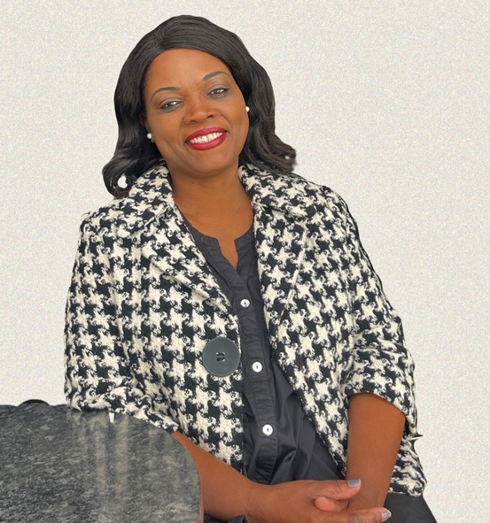 Gloria eSowah profile pic SML