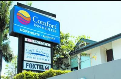 Comfort Inn & Suites Northgate Airport Motel